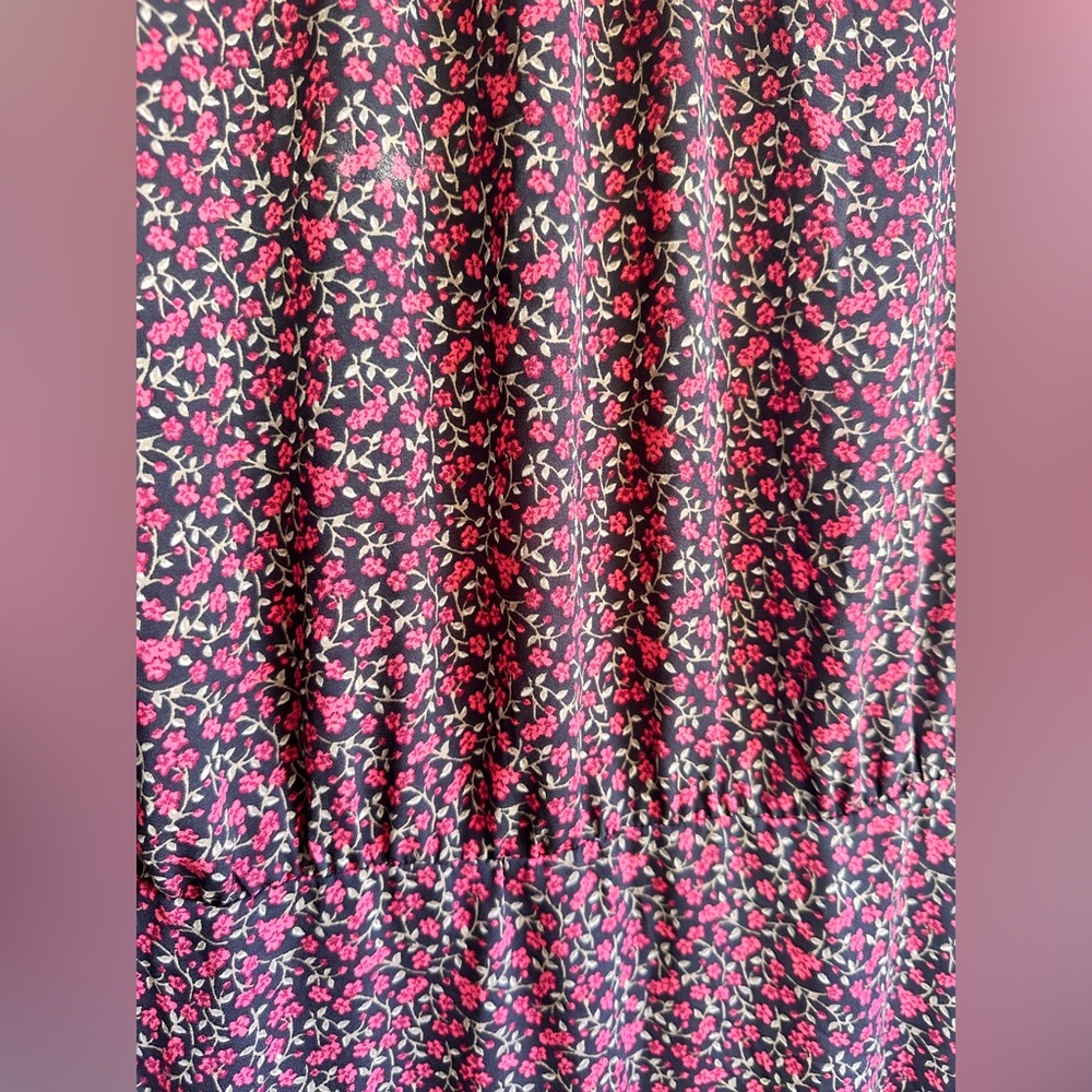 Uniqlo Black and Red Floral Dress